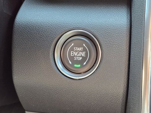 New 2025 GMC Acadia Elevation w/ Elevation Premium Package image 15