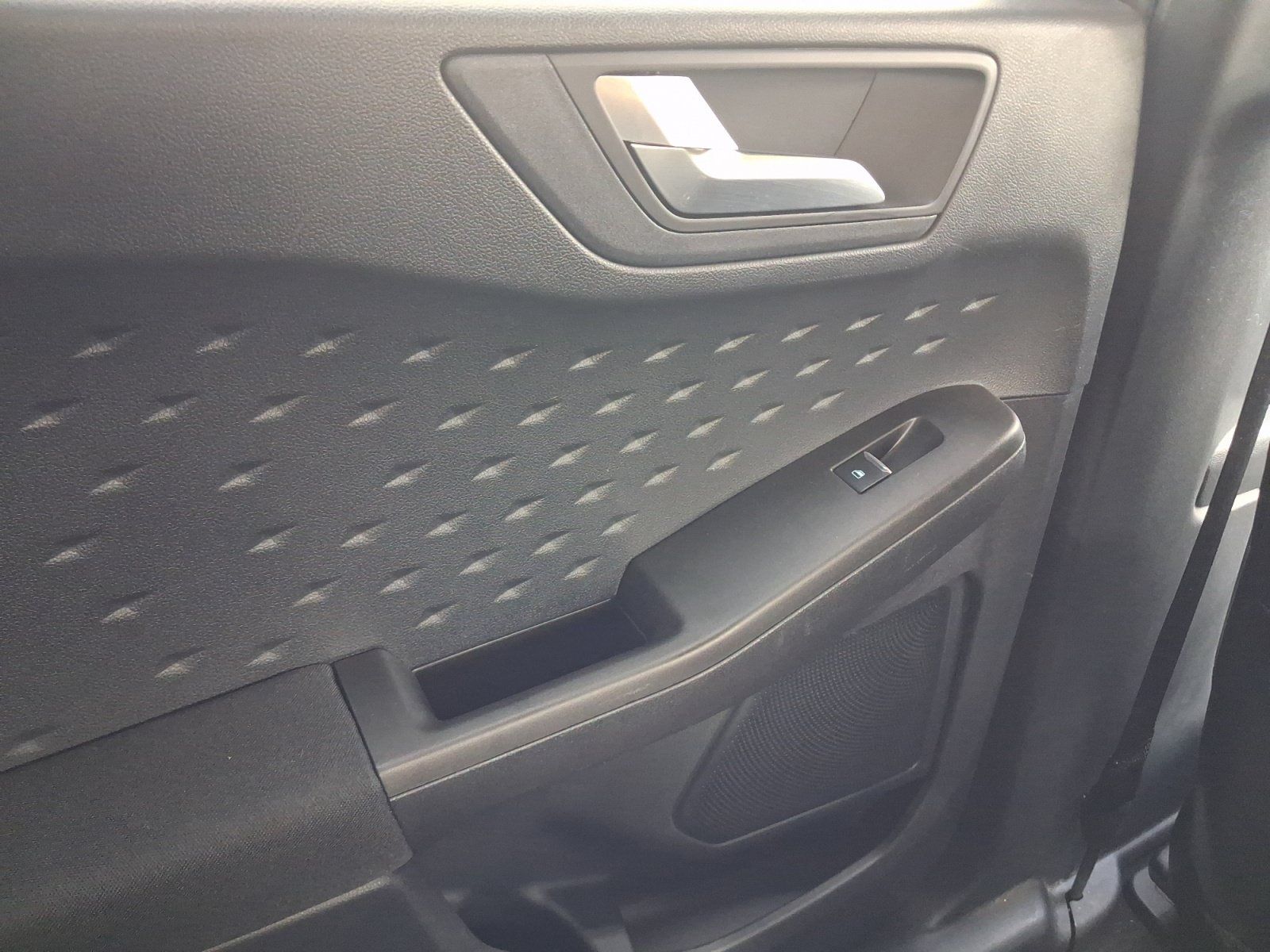 Used 2020 Ford Escape SE AWD/4WD image 19
