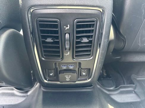 Used 2018 Jeep Grand Cherokee Limited AWD/4WD image 22