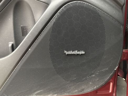 Used 2024 Subaru Forester Premium image 17