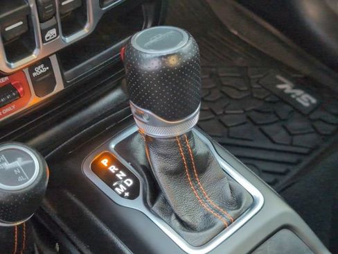 Used 2021 Jeep Gladiator Mojave AWD/4WD image 16