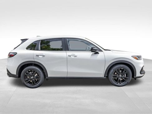New 2027 Honda HR-V Sport image 3