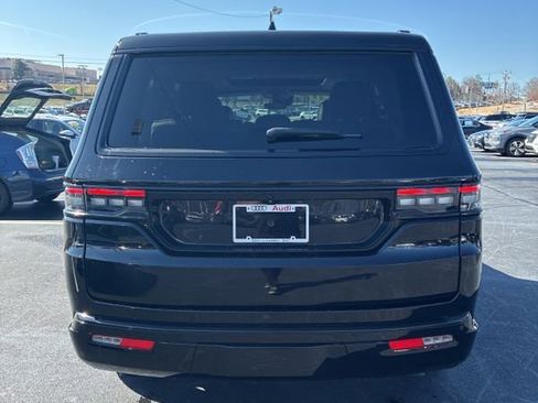 Used 2022 Jeep Grand Wagoneer Series I w/ Flexible Seating Group image 7