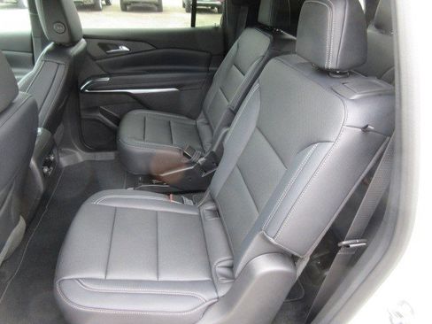 New 2026 Chevrolet Traverse LT w/ Midnight/Sport Edition FWD image 15