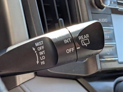 Used 2013 Toyota RAV4 LE image 9