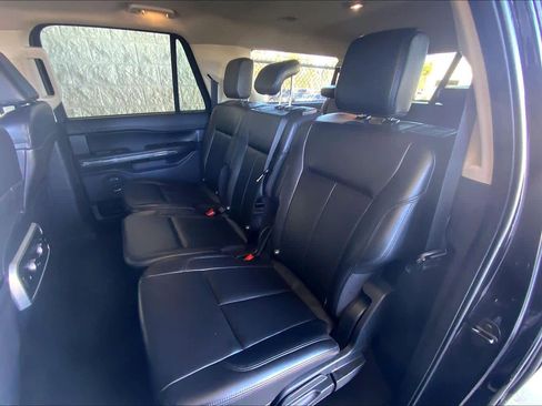 Certified 2024 Ford Expedition Max XLT image 17