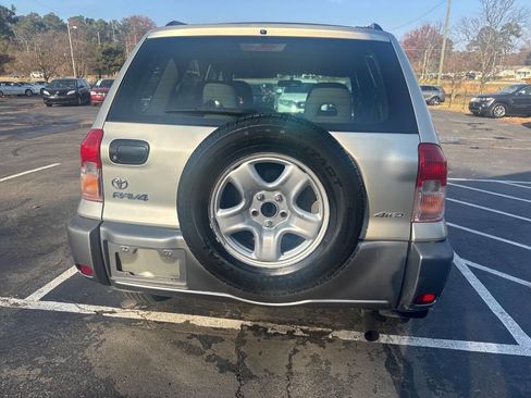 Used 2002 Toyota RAV4 4WD w/ Quick-Order Pkg image 7