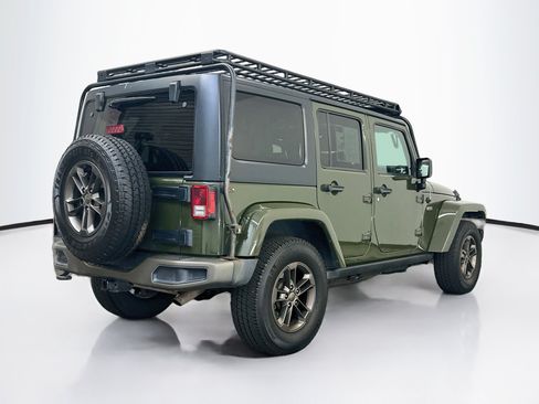 Used 2016 Jeep Wrangler Unlimited Sahara AWD/4WD image 9