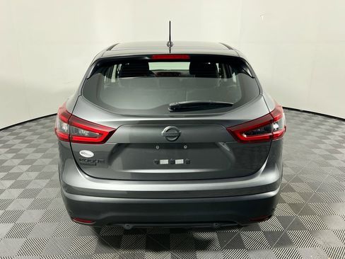 Used 2020 Nissan Rogue Sport S image 4