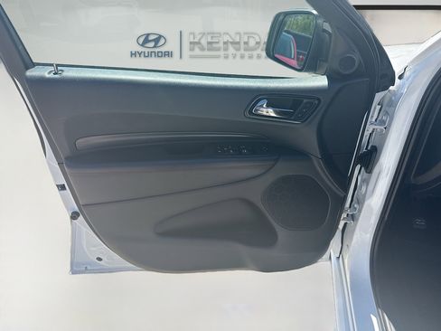 Used 2024 Dodge Durango GT RWD image 17