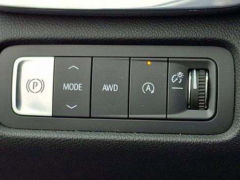 Used 2026 GMC Acadia Elevation w/ Elevation Premium Package AWD/4WD image 23