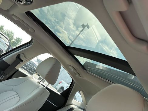 Used 2023 Hyundai Sonata Limited FWD image 33