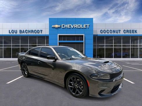 Used 2023 Dodge Charger R/T w/ Blacktop Package RWD image 2
