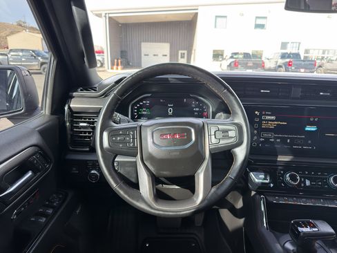 Used 2023 GMC Sierra 1500 AT4 image 19
