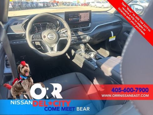 New 2025 Nissan Altima 2.5 SL image 14