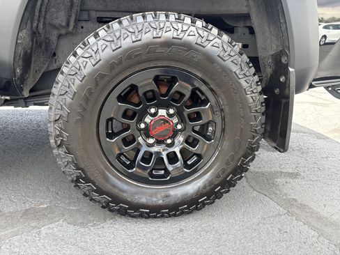 Used 2019 Toyota Tacoma TRD Pro AWD/4WD image 12