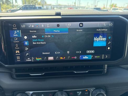 Certified 2025 Jeep Wrangler Unlimited Rubicon 4xe w/ Safety Group image 21