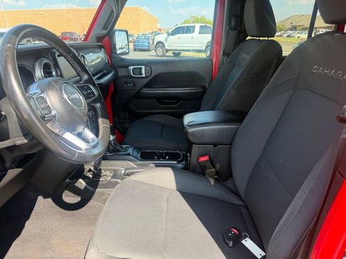 Used 2020 Jeep Wrangler Unlimited Sahara AWD/4WD image 20