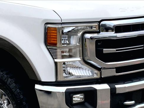 Certified 2022 Ford F250 Lariat w/ Lariat Ultimate Package image 22