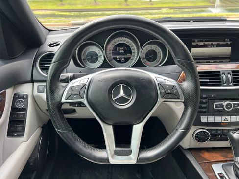 Used 2013 Mercedes-Benz C 250 Sedan w/ Multimedia Pkg image 23