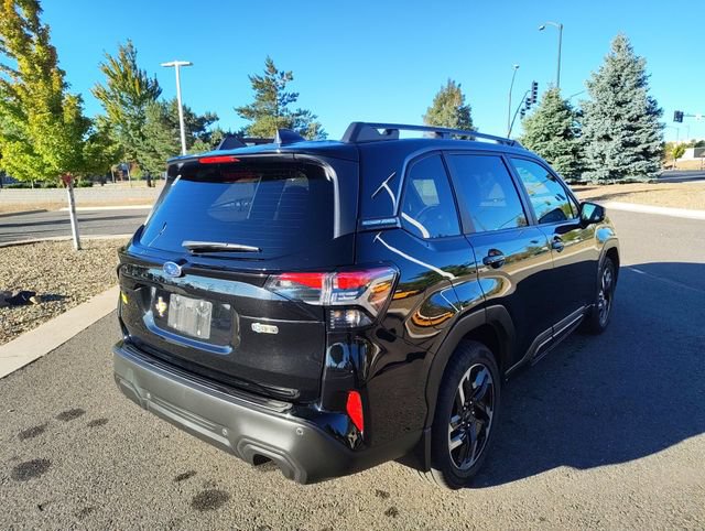 Certified 2025 Subaru Forester Limited AWD/4WD image 3