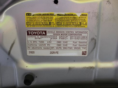 Used 2011 Toyota Avalon FWD image 45