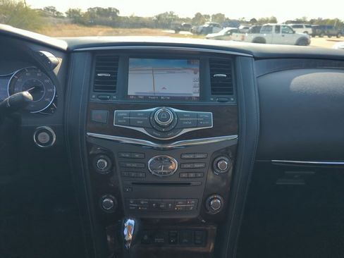 Used 2015 INFINITI QX80 w/ 22" Wheel Package image 12