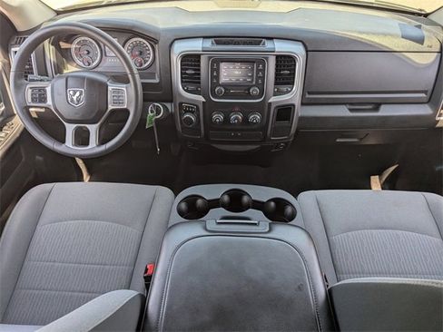 Used 2022 RAM 1500 Classic SLT image 14