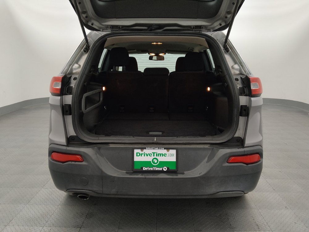 Used 2017 Jeep Cherokee Sport FWD image 29