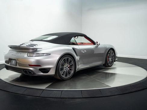 Used 2015 Porsche 911 Turbo image 4