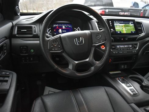 Used 2022 Honda Passport TrailSport image 18