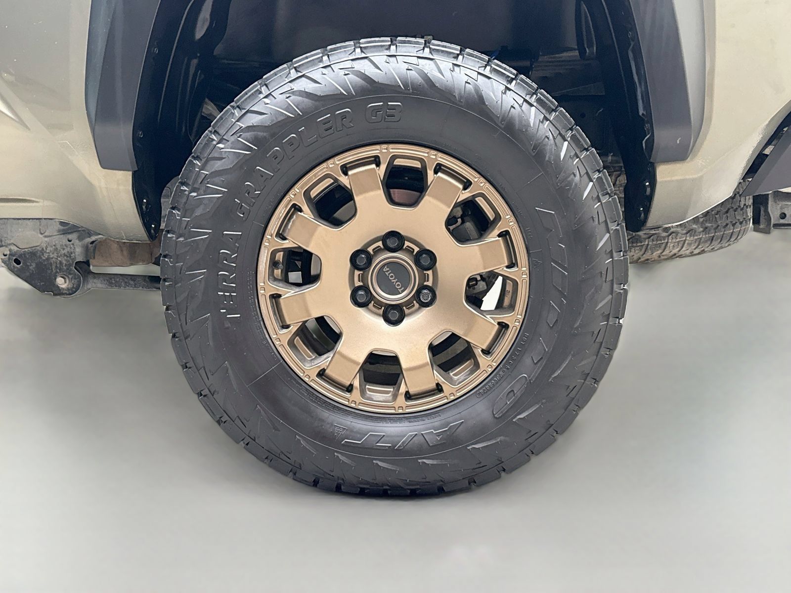 Used 2025 Toyota Tacoma 4x4 Double Cab Hybrid w/ Tow Tech Package image 37