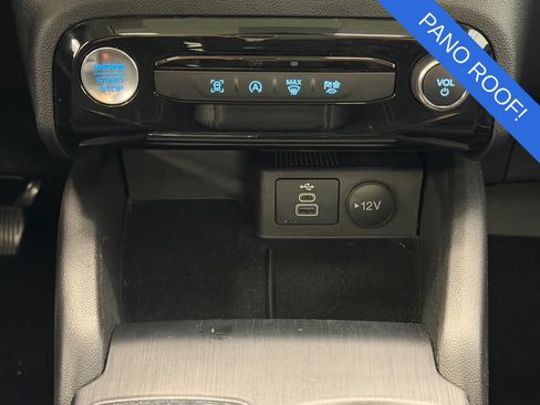 Used 2025 Ford Escape Active w/ Tech Pack #1 FWD image 19