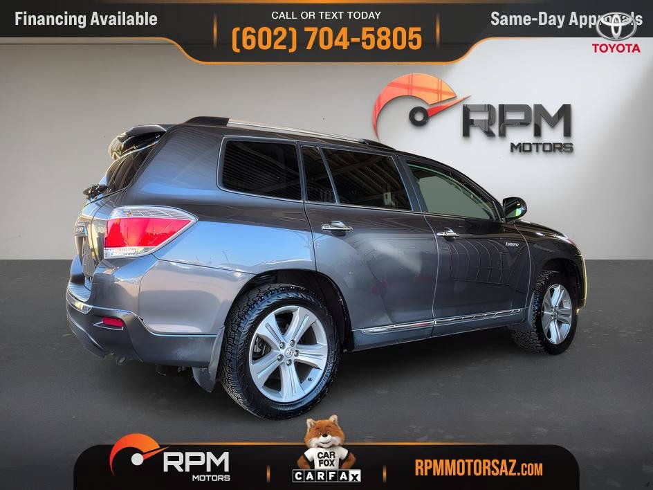 Used 2013 Toyota Highlander Limited w/ Protection Pkg FWD image 6