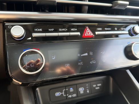 Certified 2025 Hyundai Tucson SEL FWD image 39