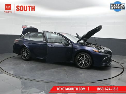 Used 2021 Toyota Camry SE w/ Convenience Package image 54