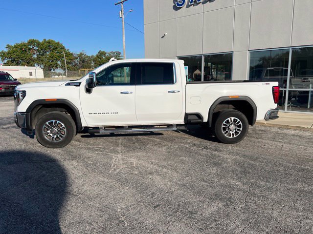 Used 2025 GMC Sierra 2500 SLT w/ SLT Premium Package AWD/4WD image 8