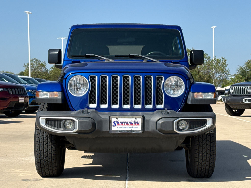 Used 2018 Jeep Wrangler Unlimited Sahara AWD/4WD image 2