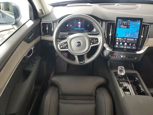 Used 2025 Volvo XC90 T8 Ultra w/ Protection Package Premier AWD/4WD image 16