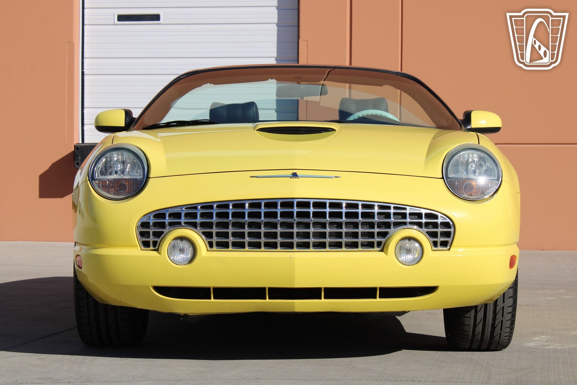 Used 2004 Ford Thunderbird RWD image 24
