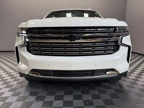 Used 2023 Chevrolet Tahoe Premier AWD/4WD image 3