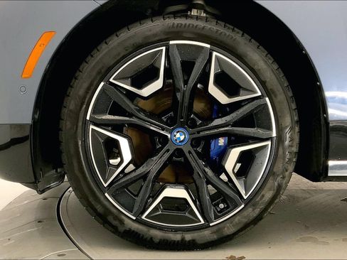Used 2023 BMW iX M60 w/ Executive Package AWD/4WD image 8