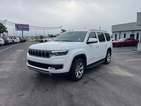 Used 2022 Jeep Wagoneer Series II RWD image 41