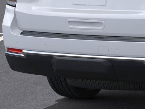 New 2026 Chevrolet Suburban LS RWD image 38
