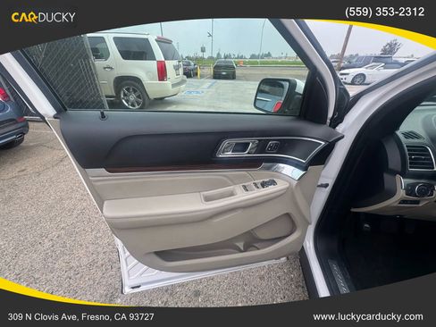 Used 2018 Ford Explorer Limited w/ Equipment Group 301A image 10