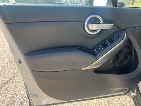 Used 2016 FIAT 500X Lounge image 10