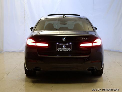 Certified 2022 BMW 540i xDrive w/ M Sport Package AWD/4WD image 7