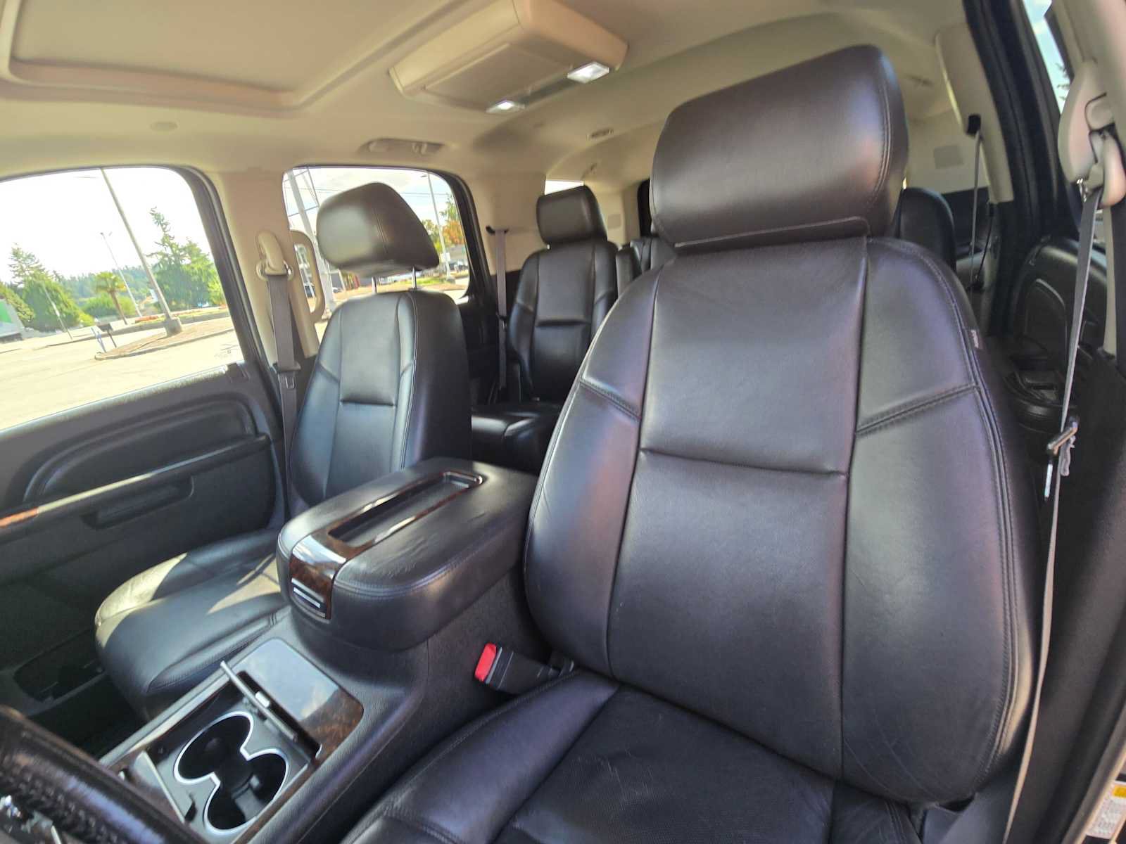 Used 2013 GMC Yukon Denali AWD/4WD image 22