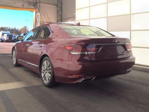 Used 2014 Lexus LS 460 w/ Comfort Package image 6