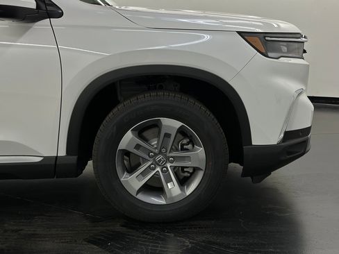 New 2025 Honda Pilot EX-L image 12